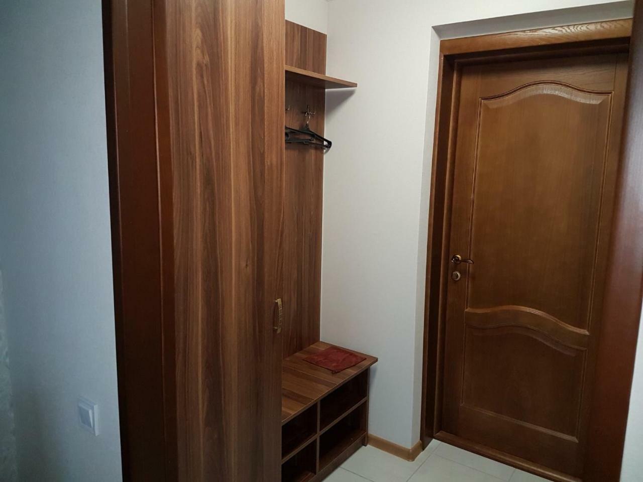Готель Біля Фонтану Vinnitsya Dış mekan fotoğraf